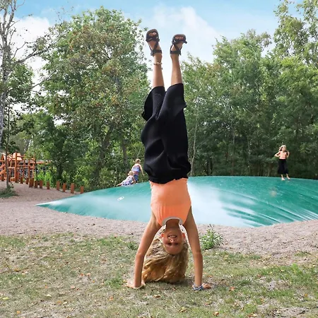 6 Person In Vaeggerlose * Bøtø By